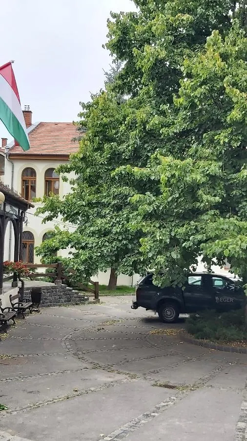 Apartment Hajnalcsillag Apartman Eger